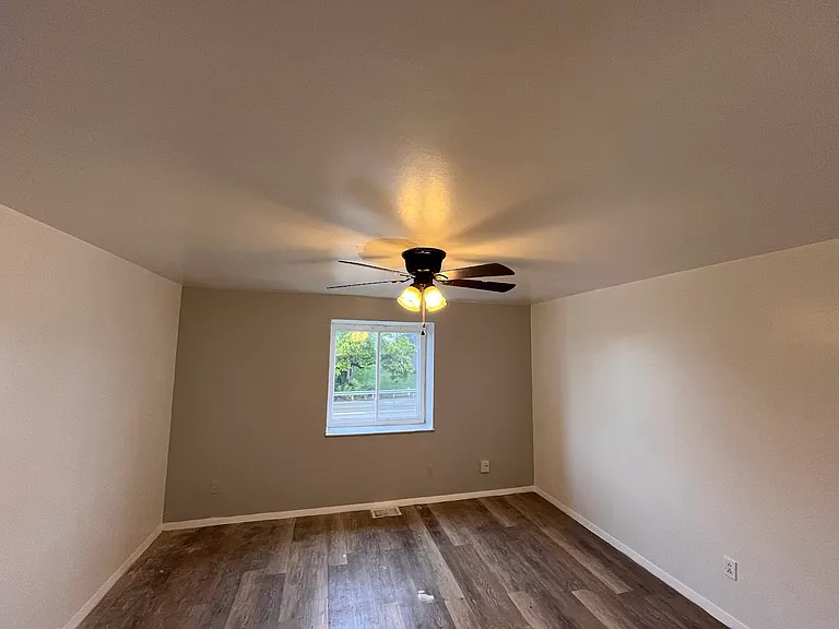 274 W National Rd #2 — Photo 7