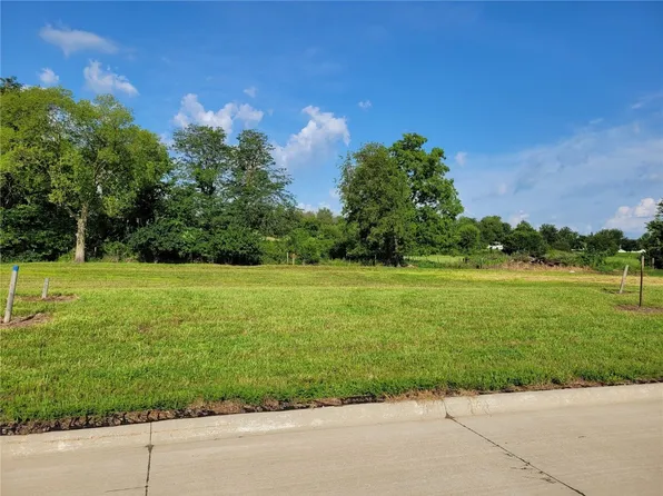 3424 Sokol Ln SW, Cedar Rapids, IA 52404