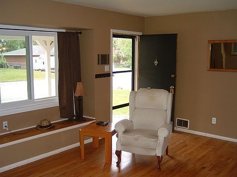 hardwood entry
