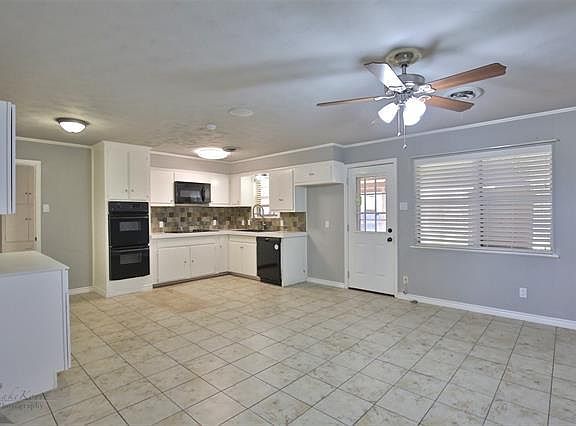 4th image of 2918 Edgemont Dr