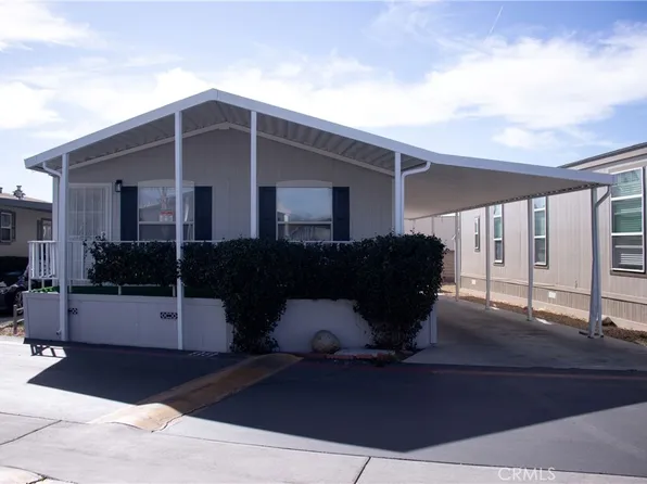 1445 W Florida Ave, Hemet, CA 92543