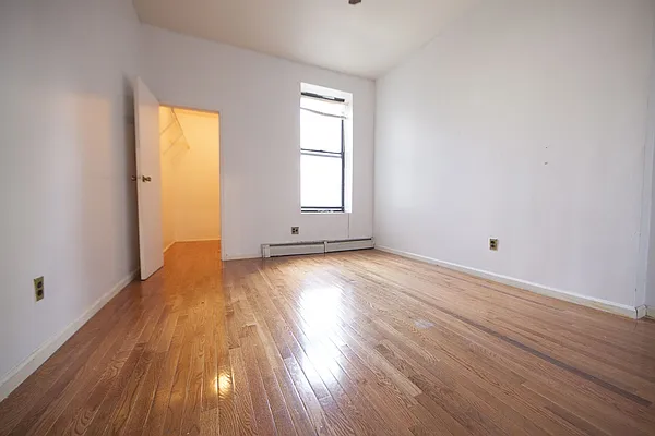 Rented by Brooklyn Group | media 14