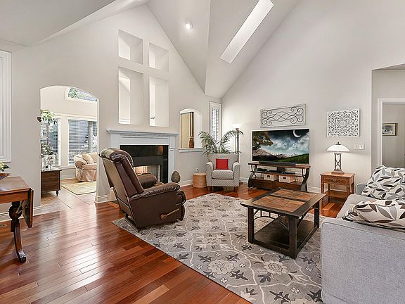 4th image of 9794 Kingston Cir