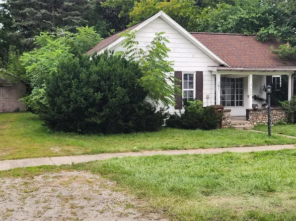 206 Gale St, Morrice, MI 48857
