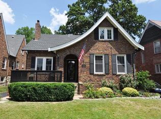 7455 Stanford Ave, Saint Louis, MO 63130
