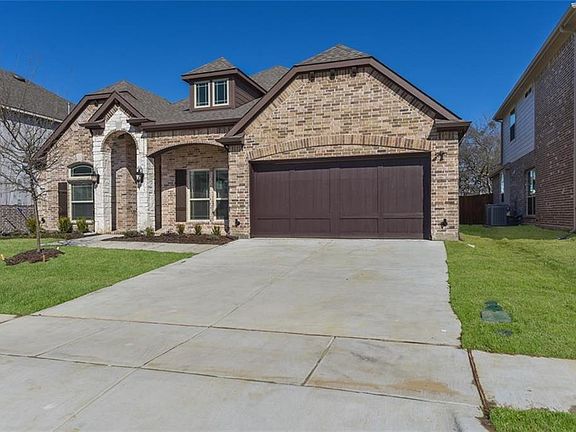 3rd image of 2321 Whitney Ln