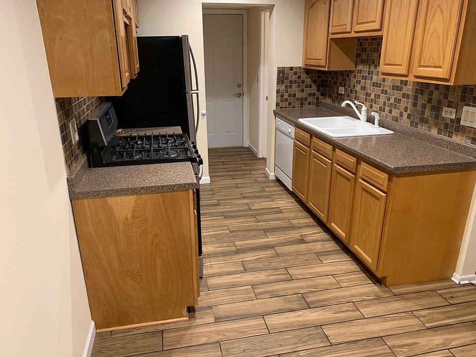 1st image of 1050 Brunswick Hbr