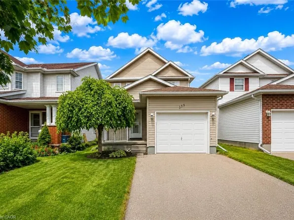 359 Highbrook Cres, Kitchener, ON N2E 3P5