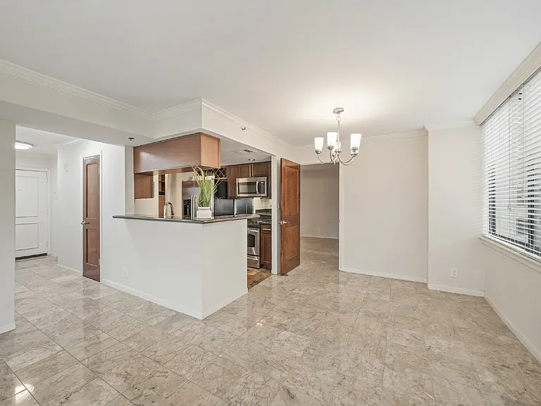 3235 Sage Rd #404 — Photo 6