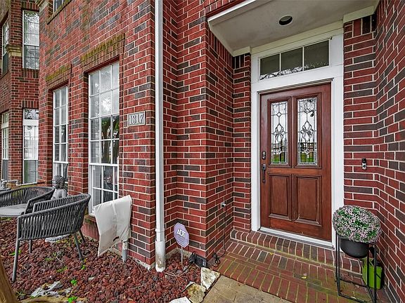 3rd image of 1317 Oneil St
