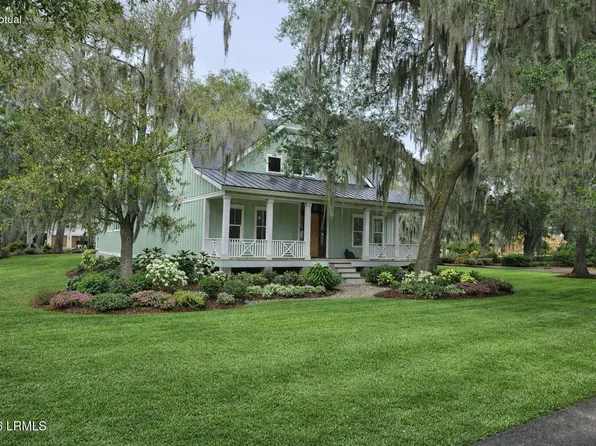 63 Woodland Ridge Cir, Beaufort, SC 29907