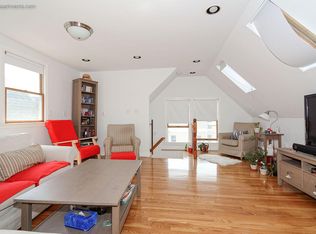 17 Magnolia Ave #1, Cambridge, MA 02138