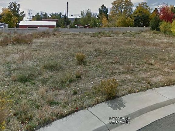 2nd image of 4836 Isabell Ct