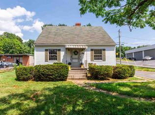 1217 Barterbrook Rd, Staunton, VA 24401