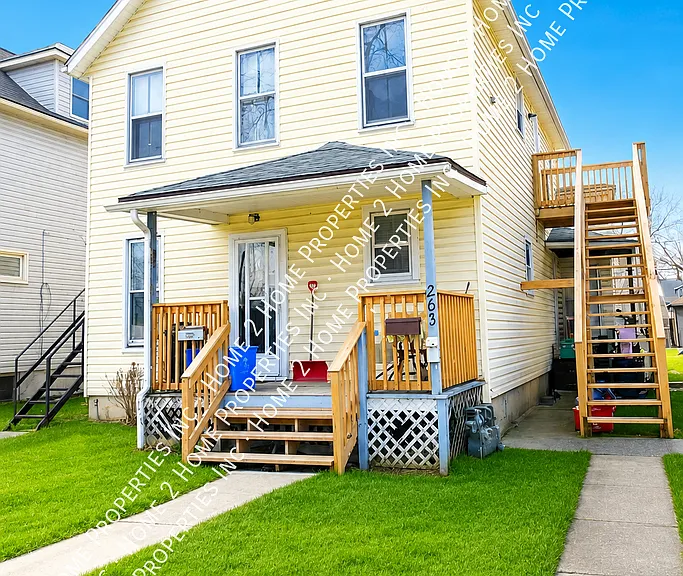 261 Curry Ave — Photo 1