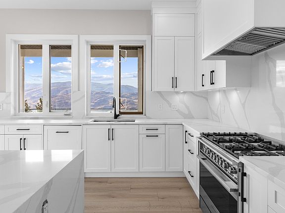 4th image of 6052 Gerrie Rd