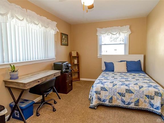 5th image of 106 Sandhurst St
