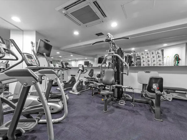 125-10 Queens Boulevard image 13 of 15