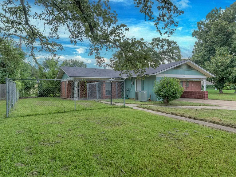 2829 Doles Pl — Photo 22