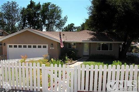 1st image of 1681 Orchard Dr