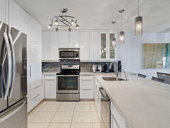 2nd image of 4750 NW 22nd Court #509