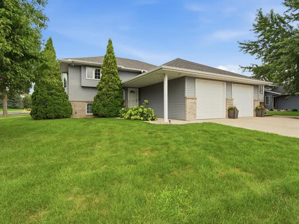 653 Grayhawk Dr, Mankato, MN 56001