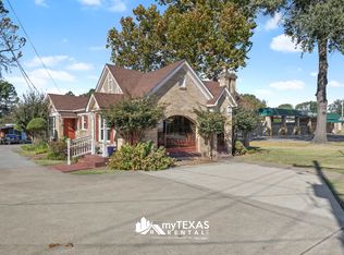 1011 N Jefferson Ave #1, Mount Pleasant, TX 75455