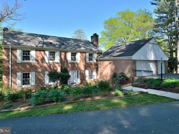 Main Floor Master Mclean Real Estate 19 Homes For Sale Zillow