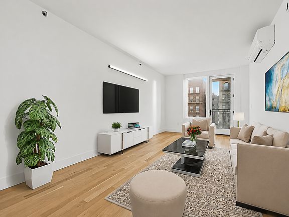 4th image of 3506 Glenwood Rd #5B