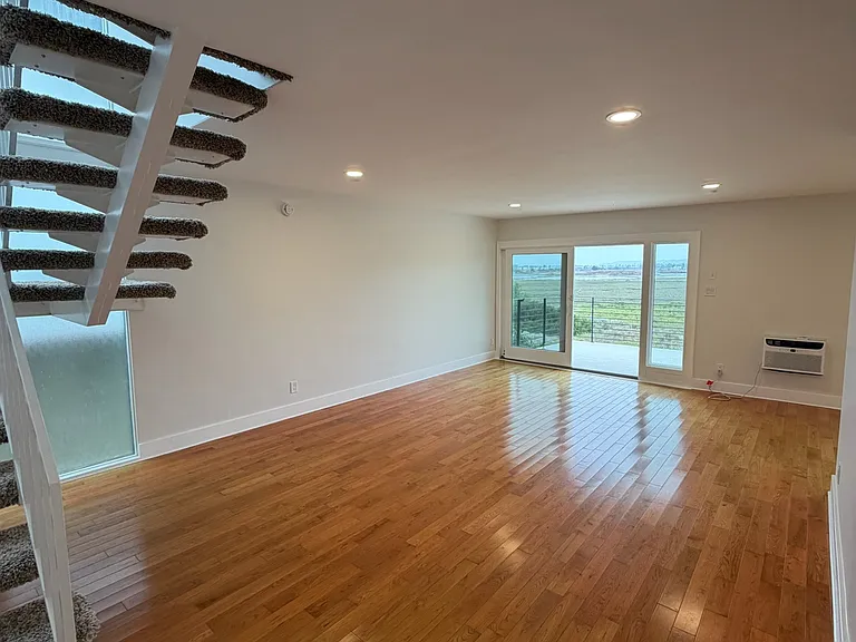 6611 Vista Del Mar #6611 — Photo 7