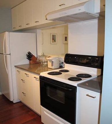 4th image of 522 Brosnan Ct