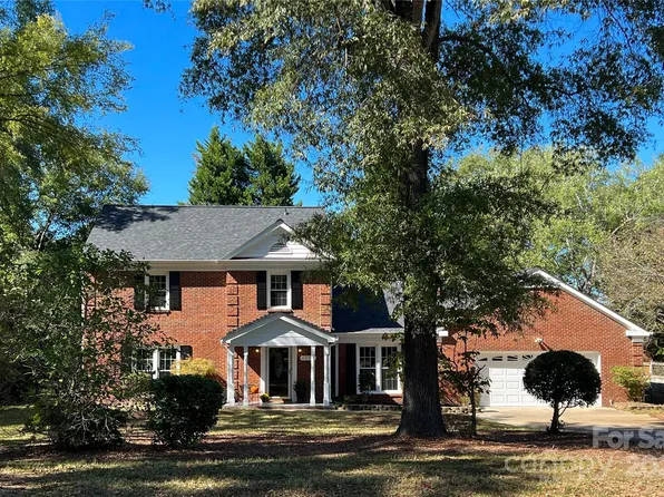 6306 English Elm Ct, Charlotte, NC 28277