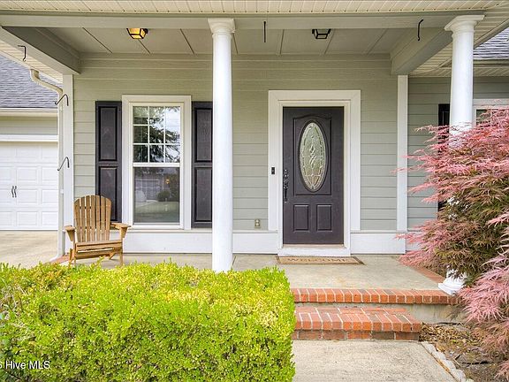 2nd image of 2108 Magnolia Parkway