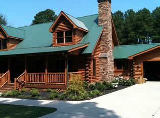 30 Dallas Dr, Sharpsburg, GA 30277