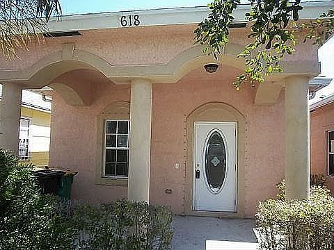 1st image of 618 N H St