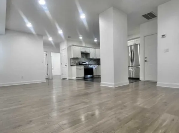 15 Wilfred St, Montclair, NJ 07042