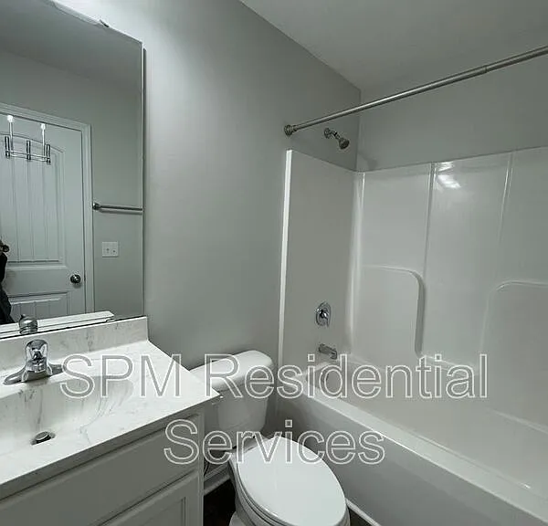 9393 Cassadine Ct NE — Photo 16