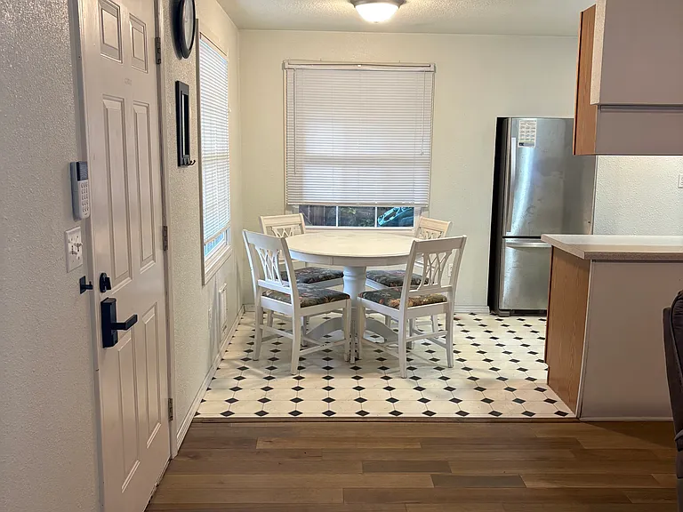 17825 Spruce Way — Photo 7