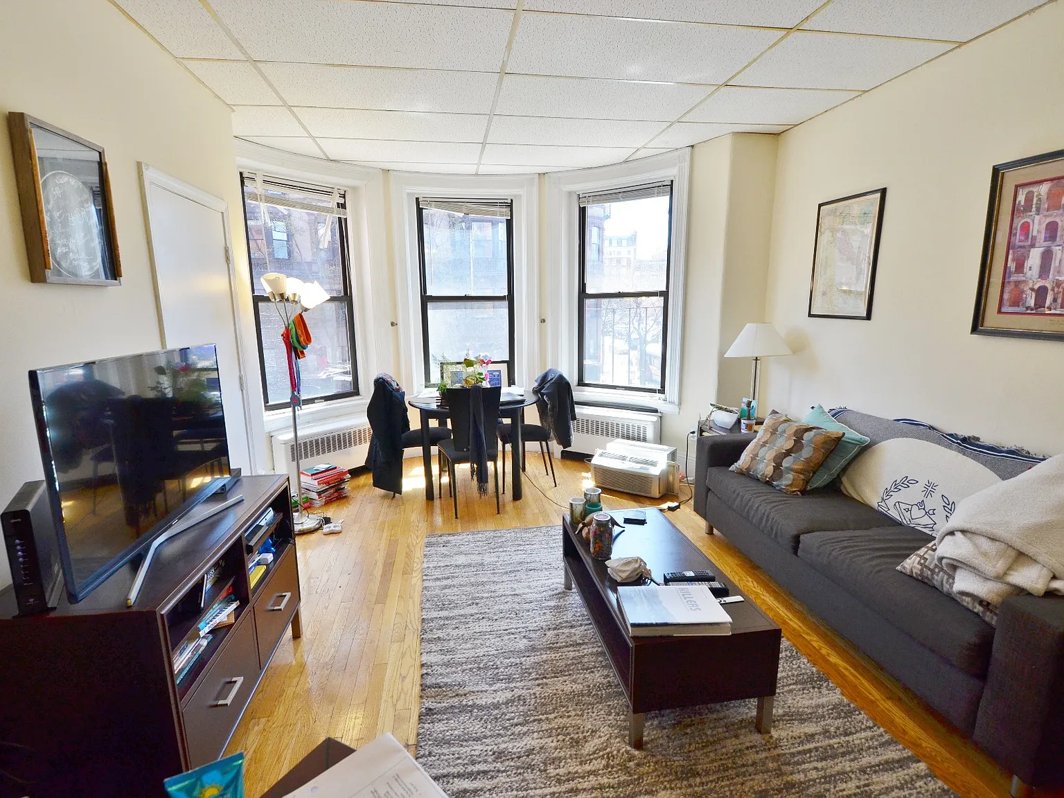 1 bed, 750 sqft, $2,500 — Photo 1