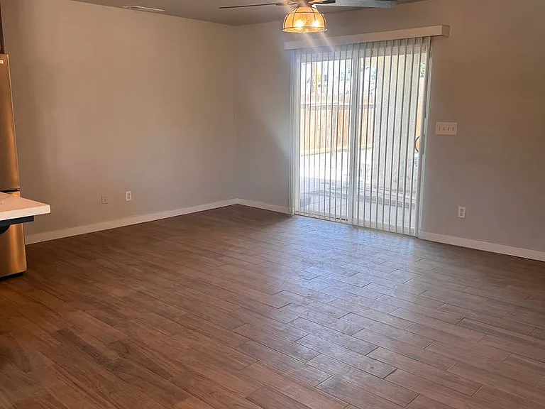 3872 E Ashlan Ave — Photo 9