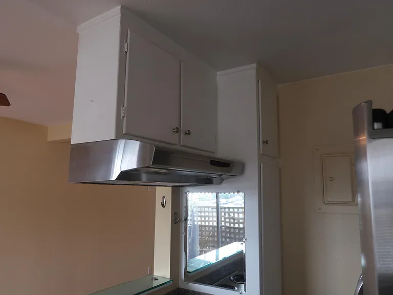 14609 Christine Dr #12 — Photo 6