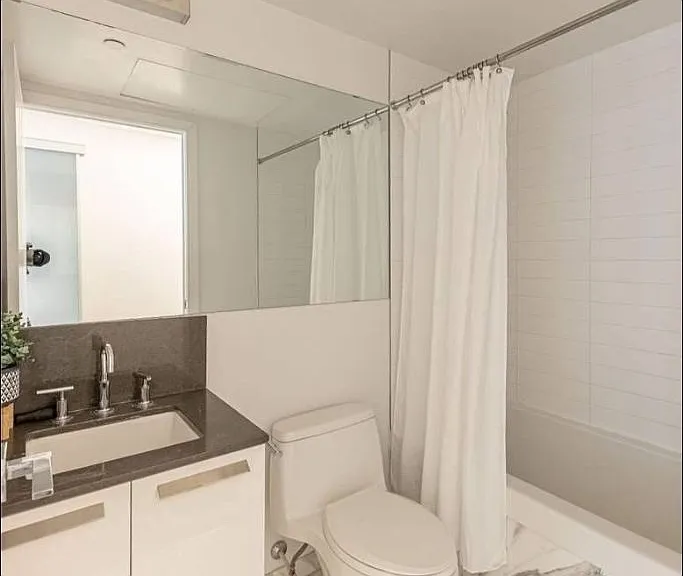 42 Charles St E #607 — Photo 35