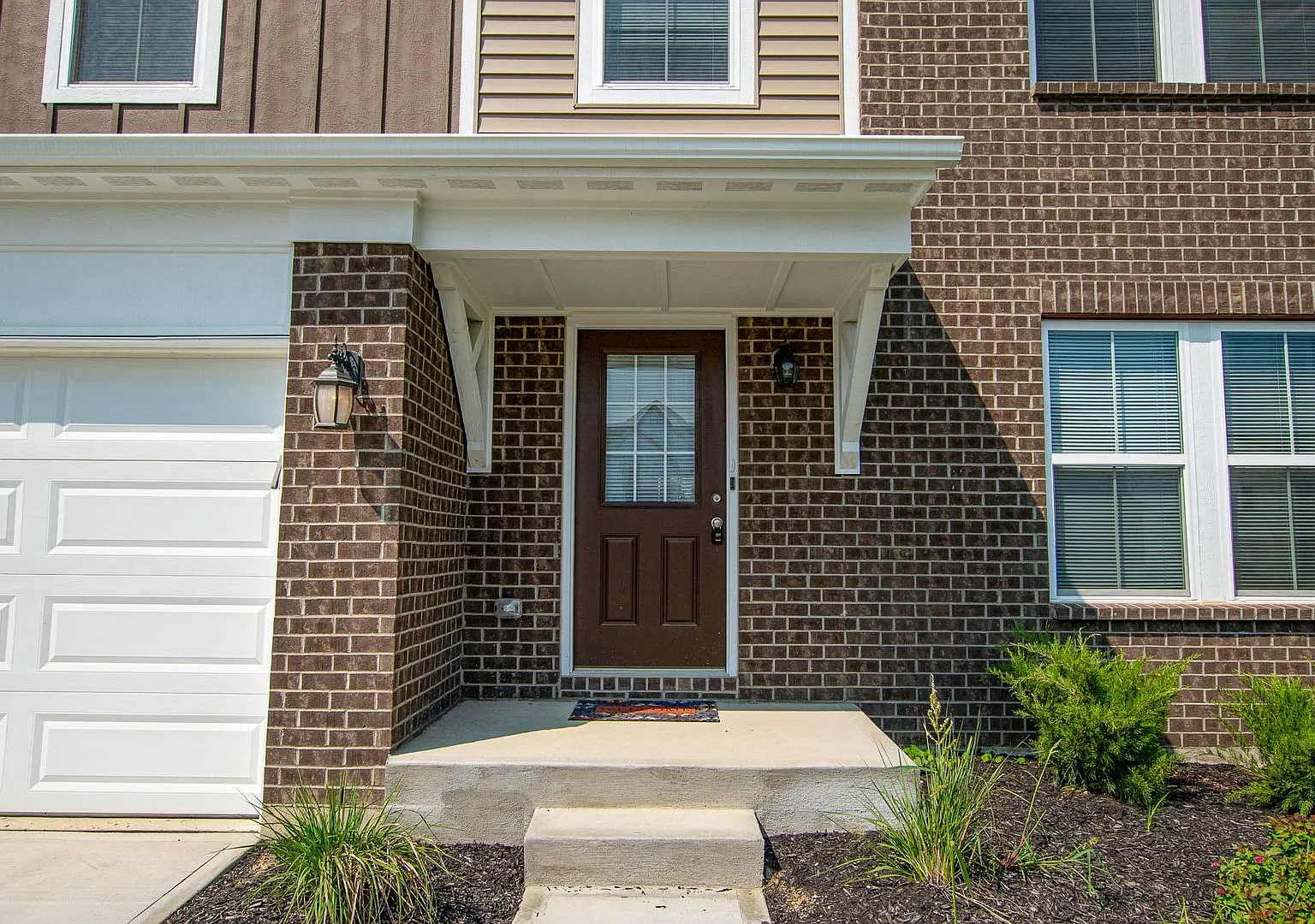 Brand new construction in well-kept HOA community. — Photo 3