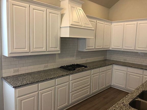 2nd image of 1200 Horsetail Dr