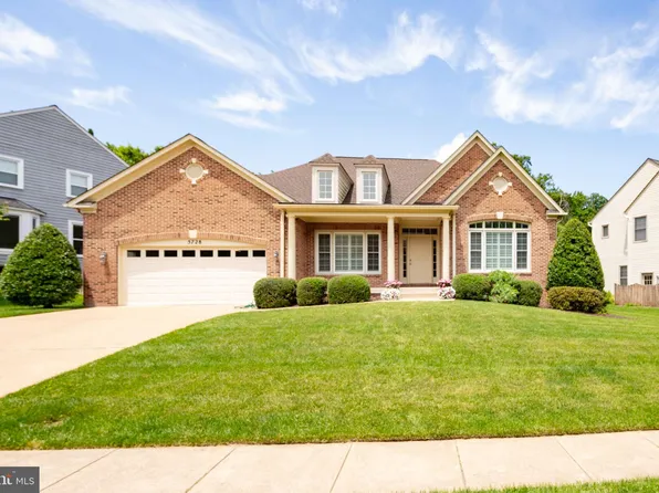 5728 Barbmor Ct, Alexandria, VA 22310