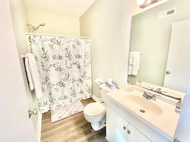 1608 Monticello Ave #A — Photo 12