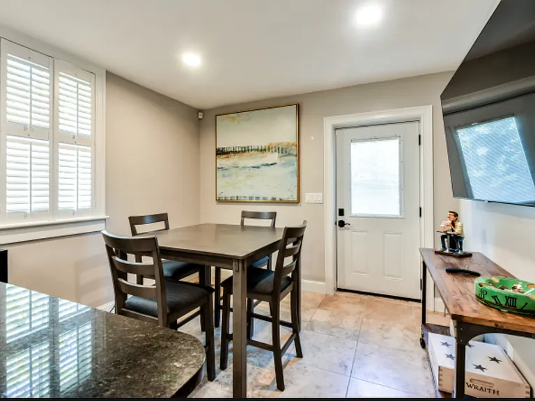 2 Harlem Ct — Photo 15