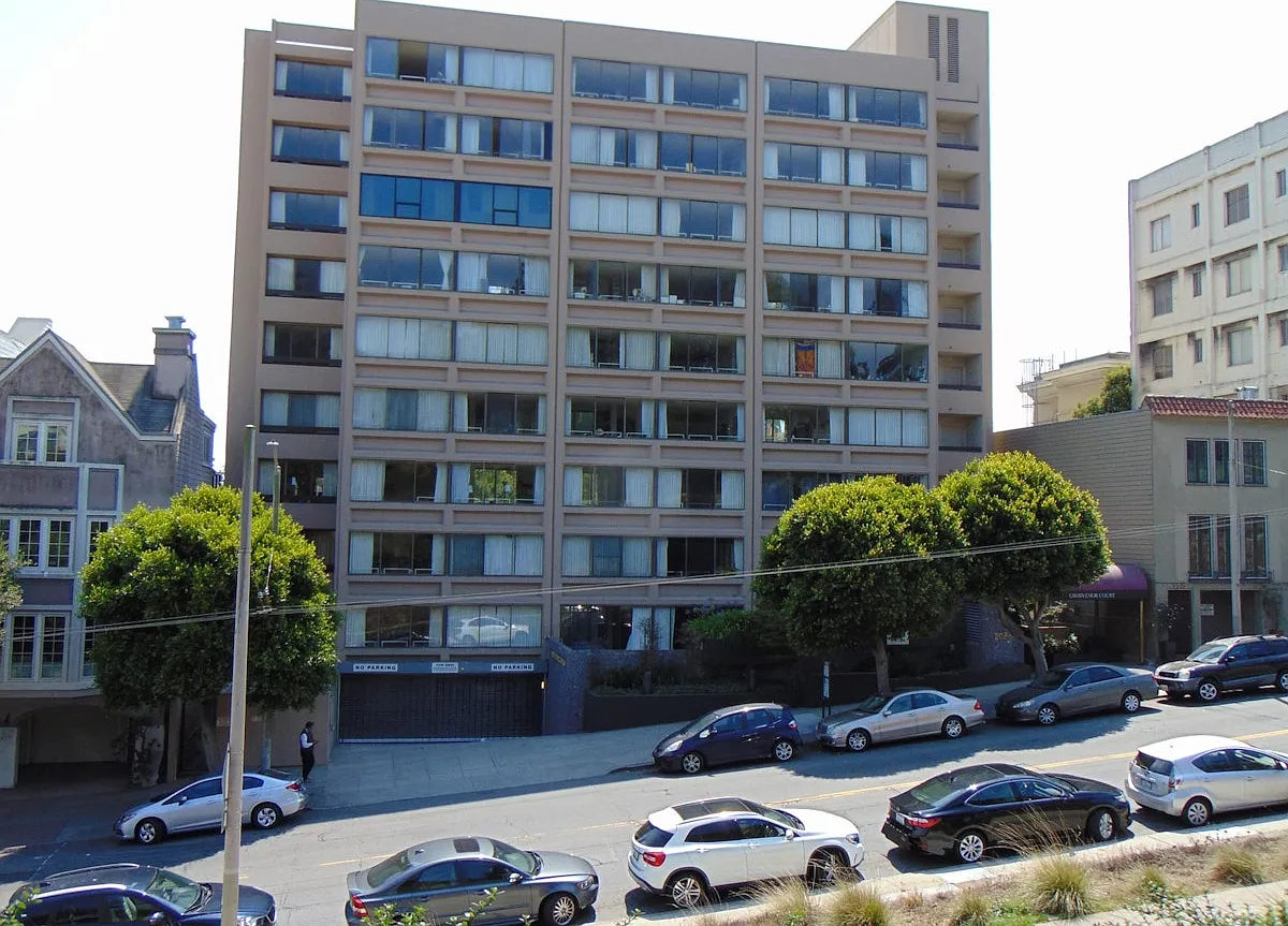 2055 Sacramento Street — Photo 2
