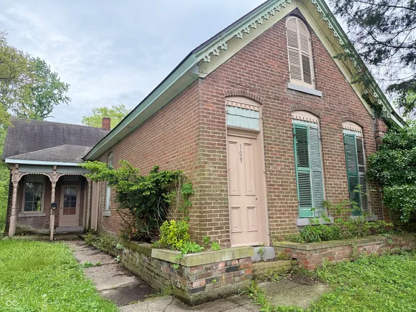 109 W Main St, Crothersville, IN 47229