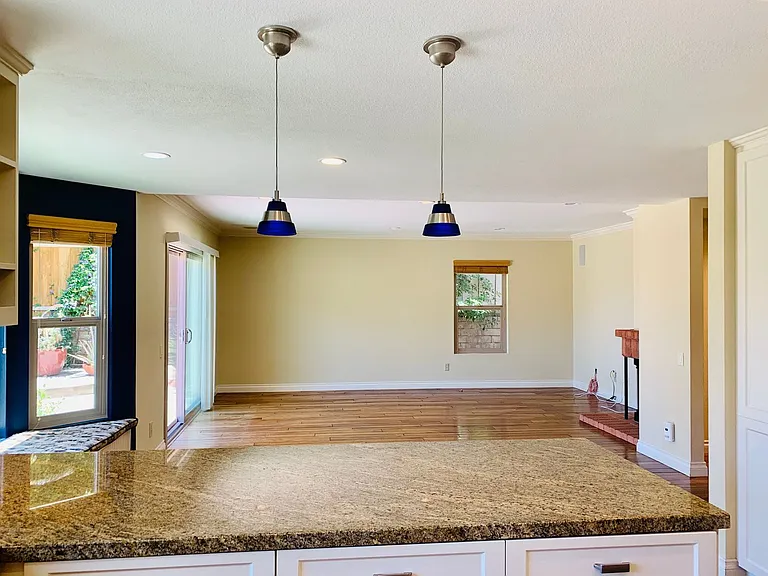 4437 Mensha Pl — Photo 9